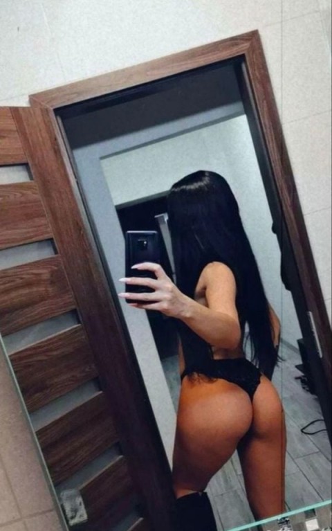 0757640724 escorta : futai cu servitoarea