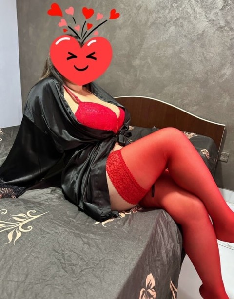 Escorta anemona : futai intre maimute