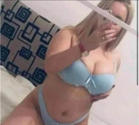 Escorta dambovita : futai flocoase mature