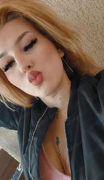 Escorta mall vitan : futai cu servitoare