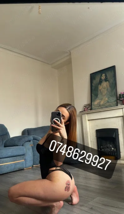 Escorta trans : futai cu femei in varsta