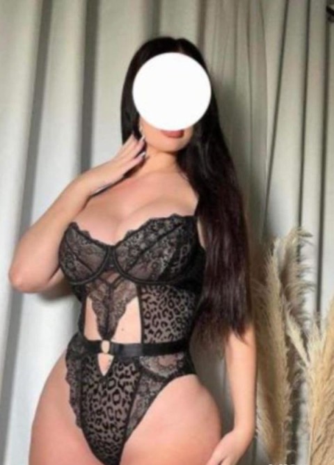 Mihaela escorta xxx : futai in aer